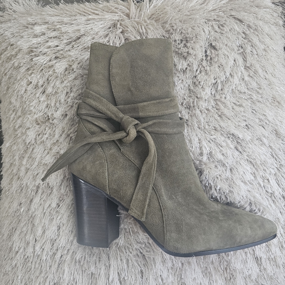 Beautiful BR Suede Short Boots